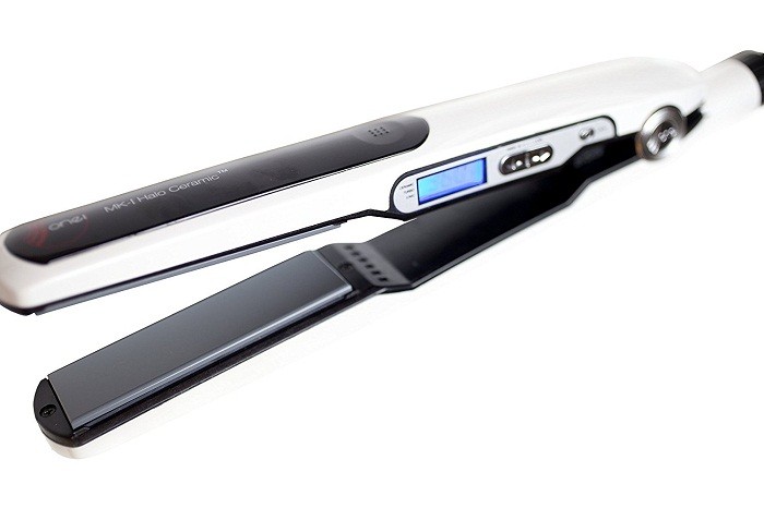 Onei-MK-I-Halo-Ceramic-Flat-Iron